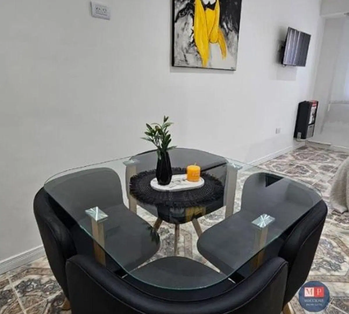 Venta de departamento de 1 ambiente. AMOBLADO Y A METROS DE LA PLAYA! Plaza Colón. Mar del Plata 1