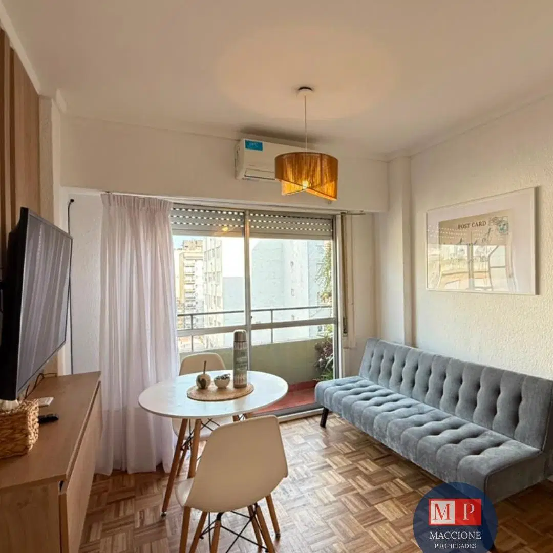 Venta departamento monoambiente al frente con balcón! 1