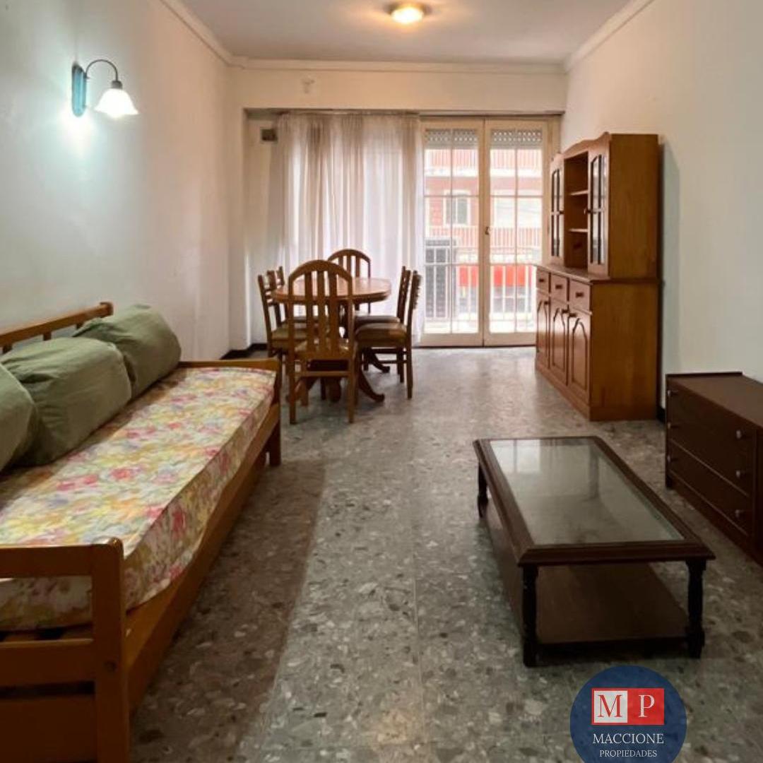 Foto de VENTA DEPARTAMENTO 3 AMBIENTES MAS DEPENDENCIA, TOILETTE Y LAVADERO, imagen 4