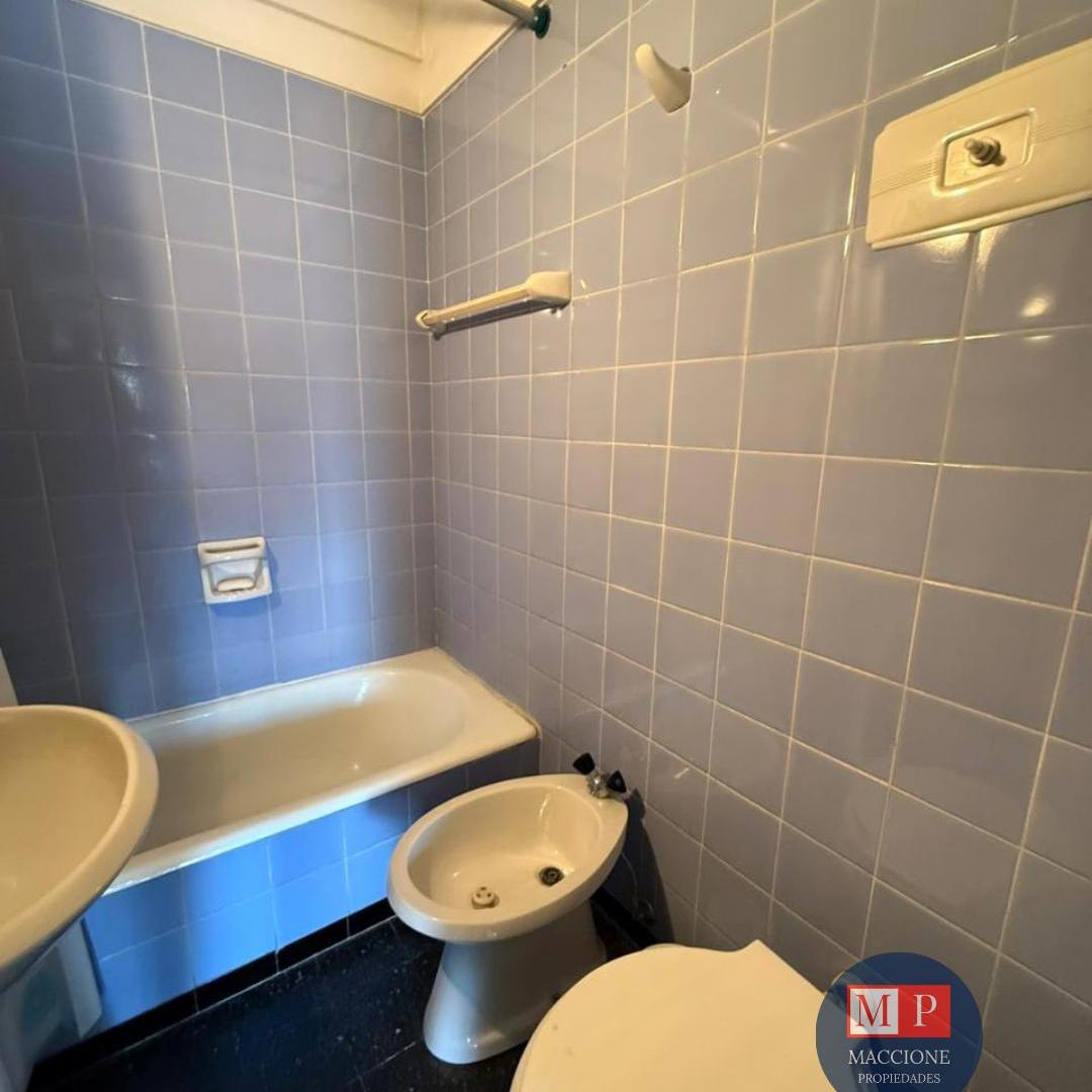 Foto de VENTA DEPARTAMENTO DE 1 AMBIENTE AL FRENTE. MUY LUMINOSO!, imagen 5