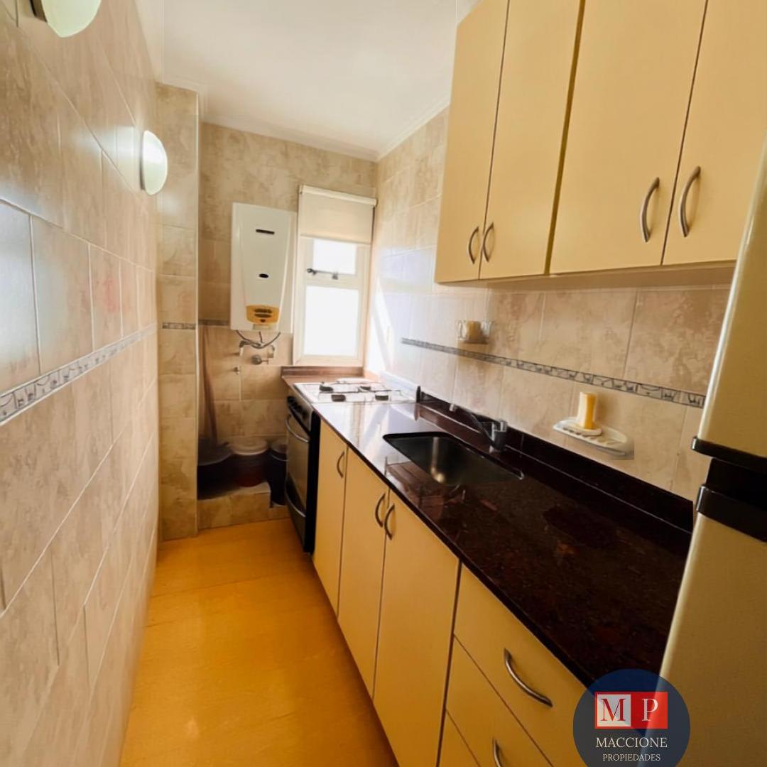 Foto de VENTA DEPARTAMENTO 2 AMBIENTES CON VISTA AL MAR, FRENTE A LA PLAYA!!, imagen 4