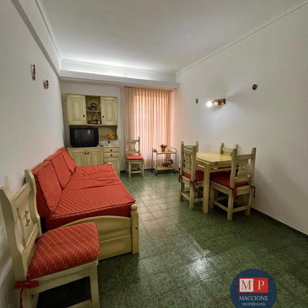 Foto de Departamento de 2 ambientes interno! LUMINOSO, imagen 2