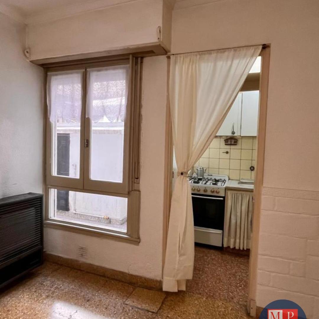 Foto de Alquiler Departamento 2 ambientes muy luminoso! Con patio y lavadero, imagen 4