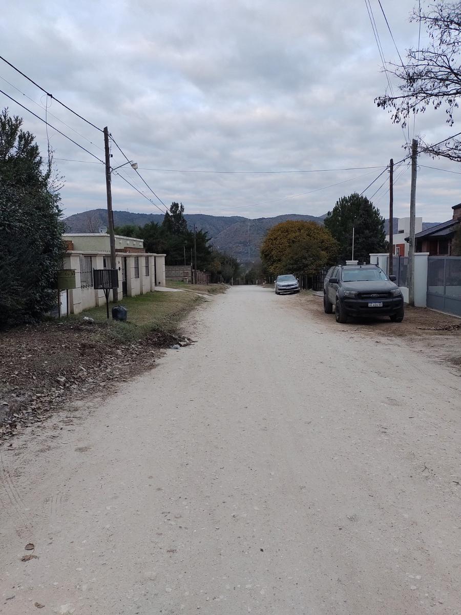 Vendo Casa San Antonio de Arredondo - Gran Terreno con Pileta 3