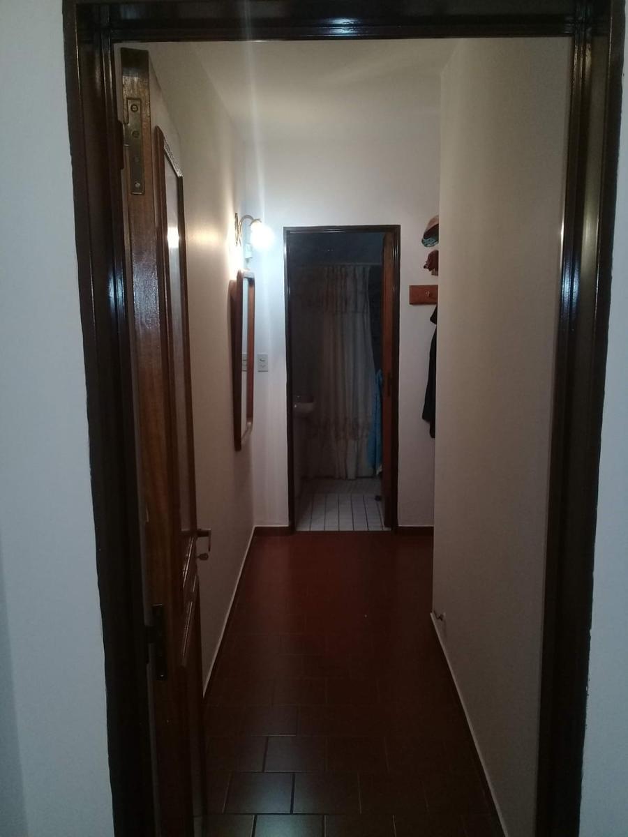 Casa en Alejandro Centeno 4