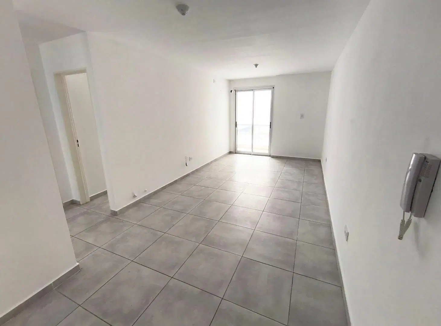Departamento en alquiler General Paz 1 dormitorio c/ balcon a metros Plaza Alberdi 5