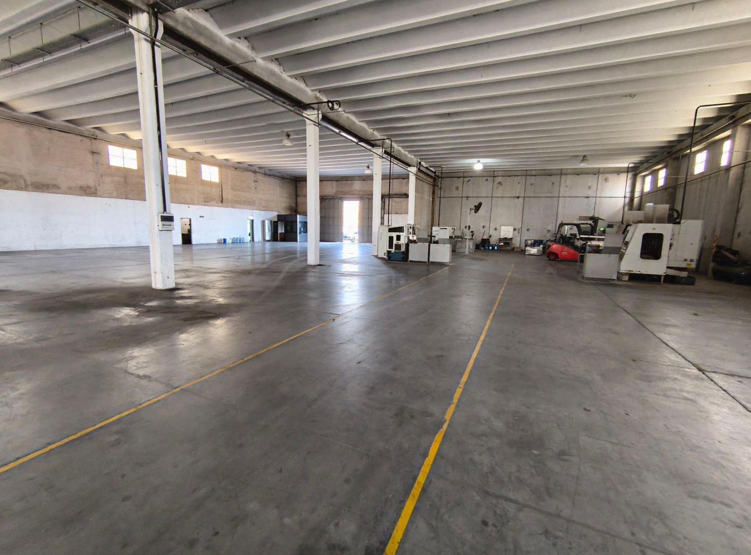 Foto de ALQUILER Nave Industrial en Toledo Córdoba, imagen 4
