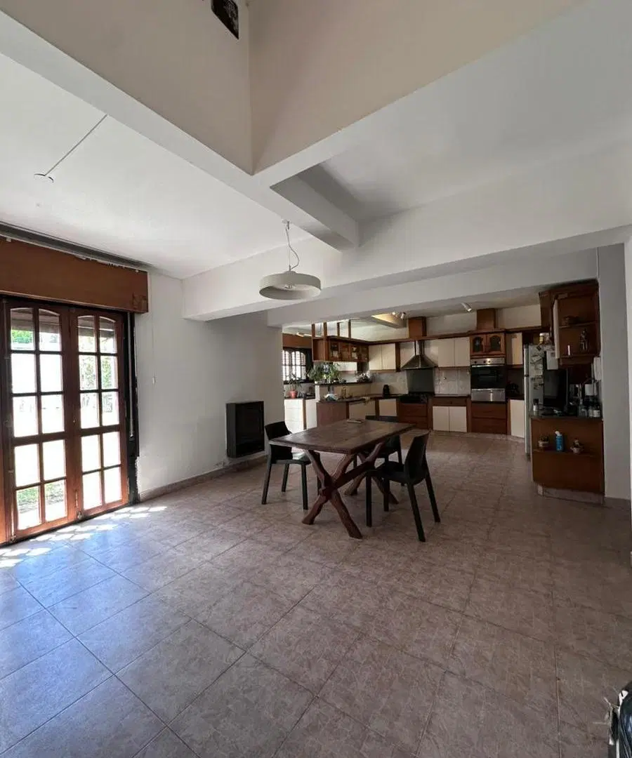 Casa en venta Alta Cordoba 4 dorm pileta coch. doble 1