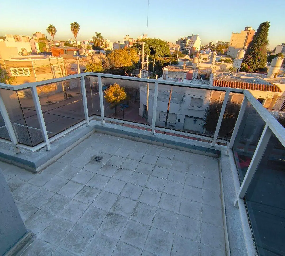 Departamento en alquiler Alta Cordoba un dormitorio con triple balcón a 2 cuadras de la Plaza Pilet 2