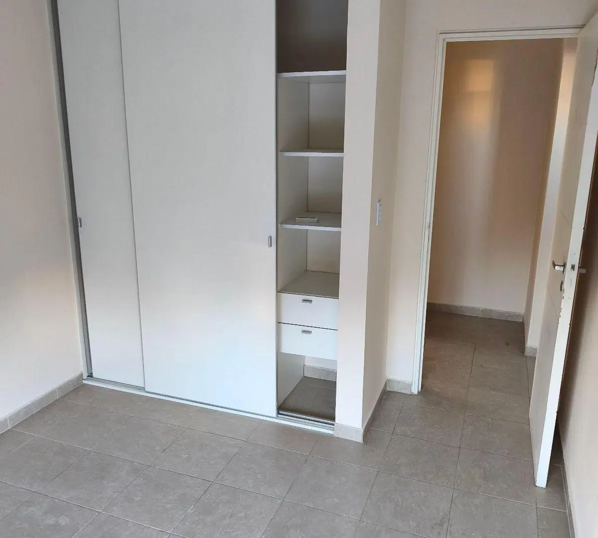 Departamento en alquiler Alta Cordoba un dormitorio con triple balcón a 2 cuadras de la Plaza Pilet 5