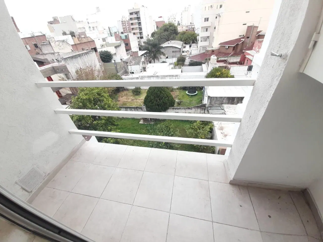 COFICO ALQUILER DEPARTAMENTO UN DORMITORIO CON BALCÓN, EXCELENTE UBICACIÓN 5