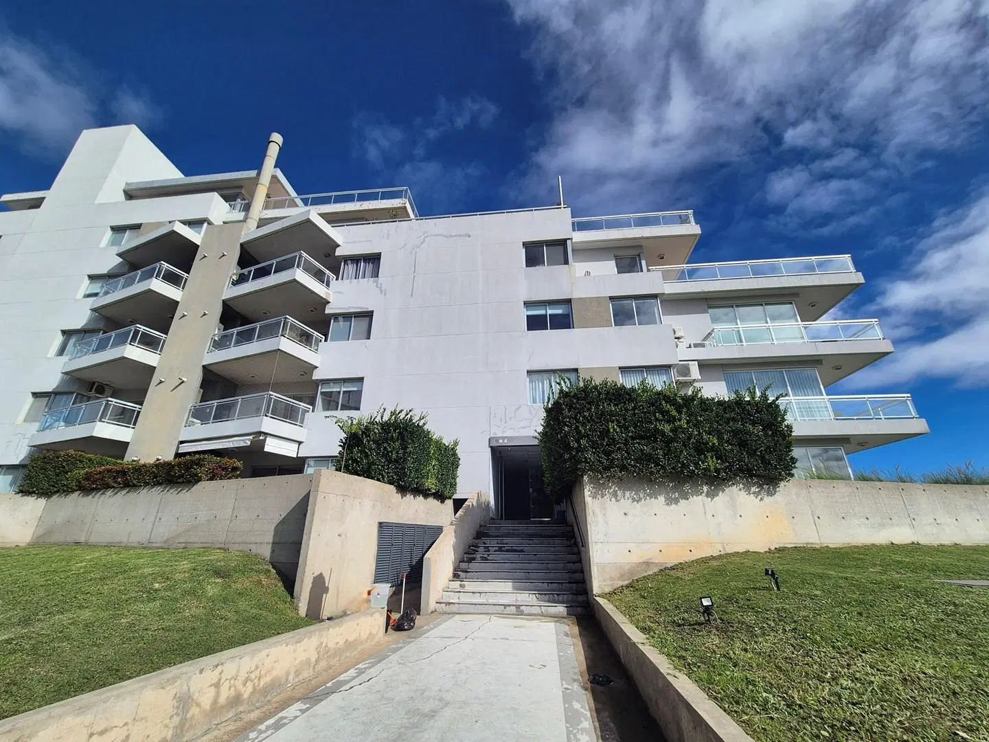 Departamento  en Alquiler en Ribera, Nordelta, Tigre 2