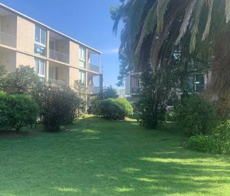 HERMOSO Departamento  2 AMBIENTES CON JARDIN   en Venta en BARRIO  La Nazarena, Pilar, G.B.A. Zona N 3