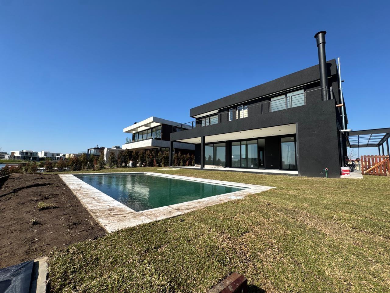 Foto de Espectacular cassa en Venta en Costas, Puertos, Escobar, imagen 1
