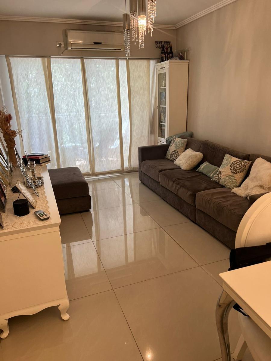 Departamento en Flores 1