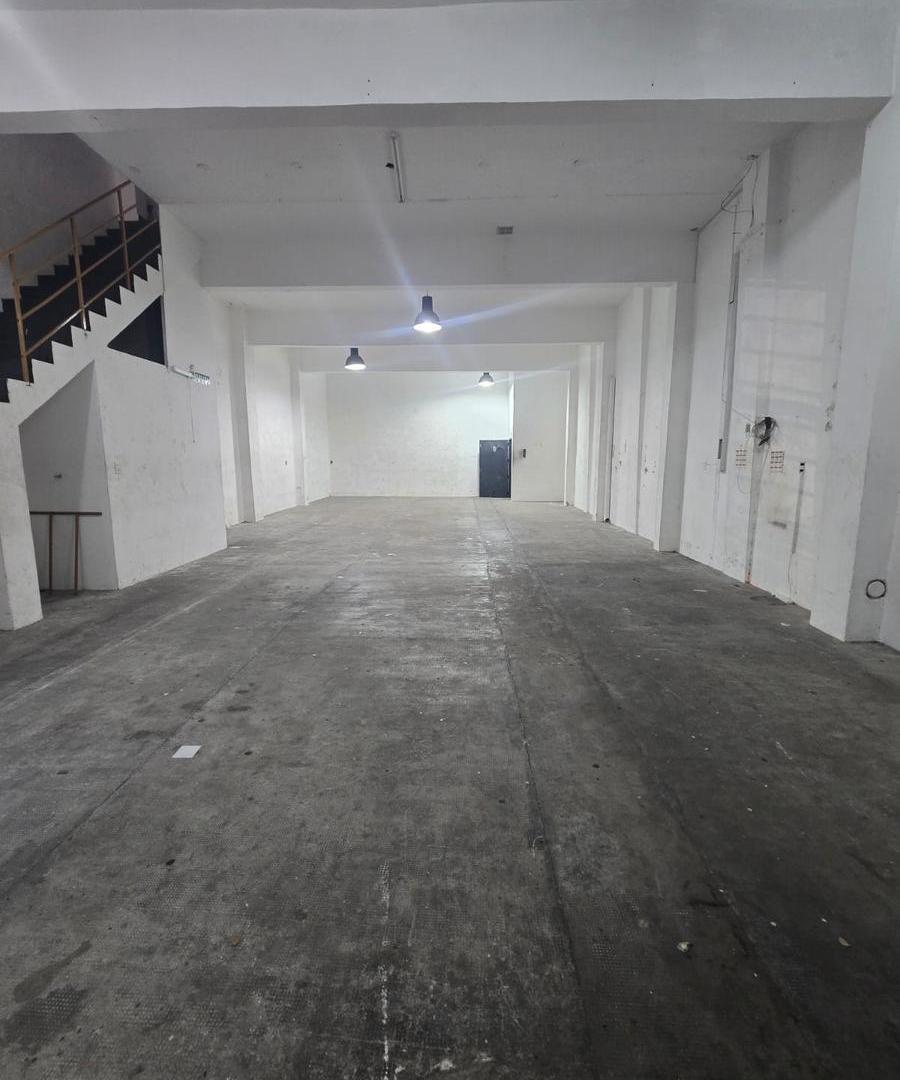 Foto de Depósito en alquiler de 630 m2 con montacargas en la mejor zona, imagen 5