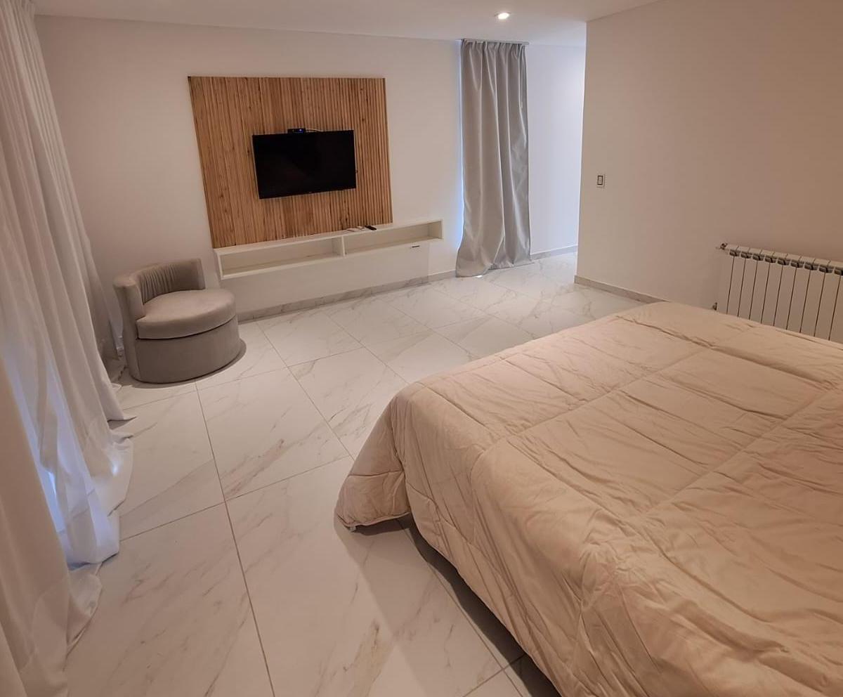 Maritimo III - Casa a Estrenar C/piscina con Climatizador - 6 Suites y Spa 4