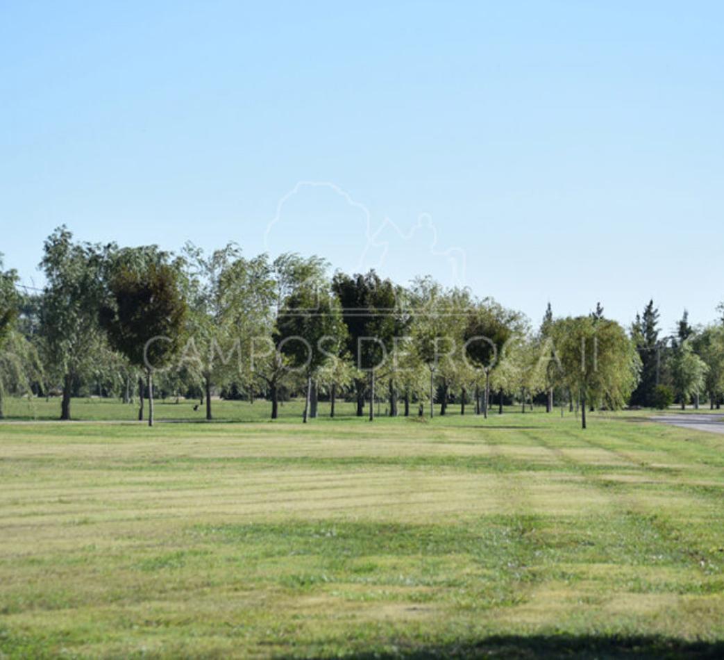 CAMPOS DE ROCA II - EN VENTA LOTE CENTRAL EN ESQUINA con excelente ubicación