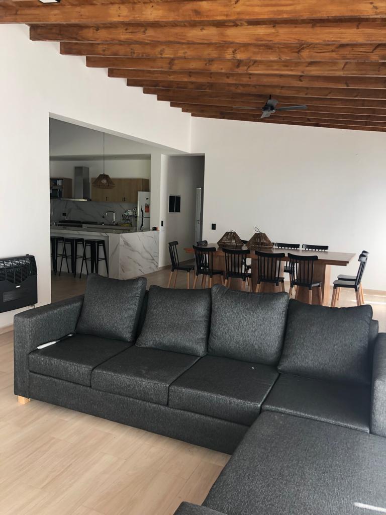 Ecuestre 286 - 5 Dorm - 5 Baños, C/ Pileta Oportunidad! 5