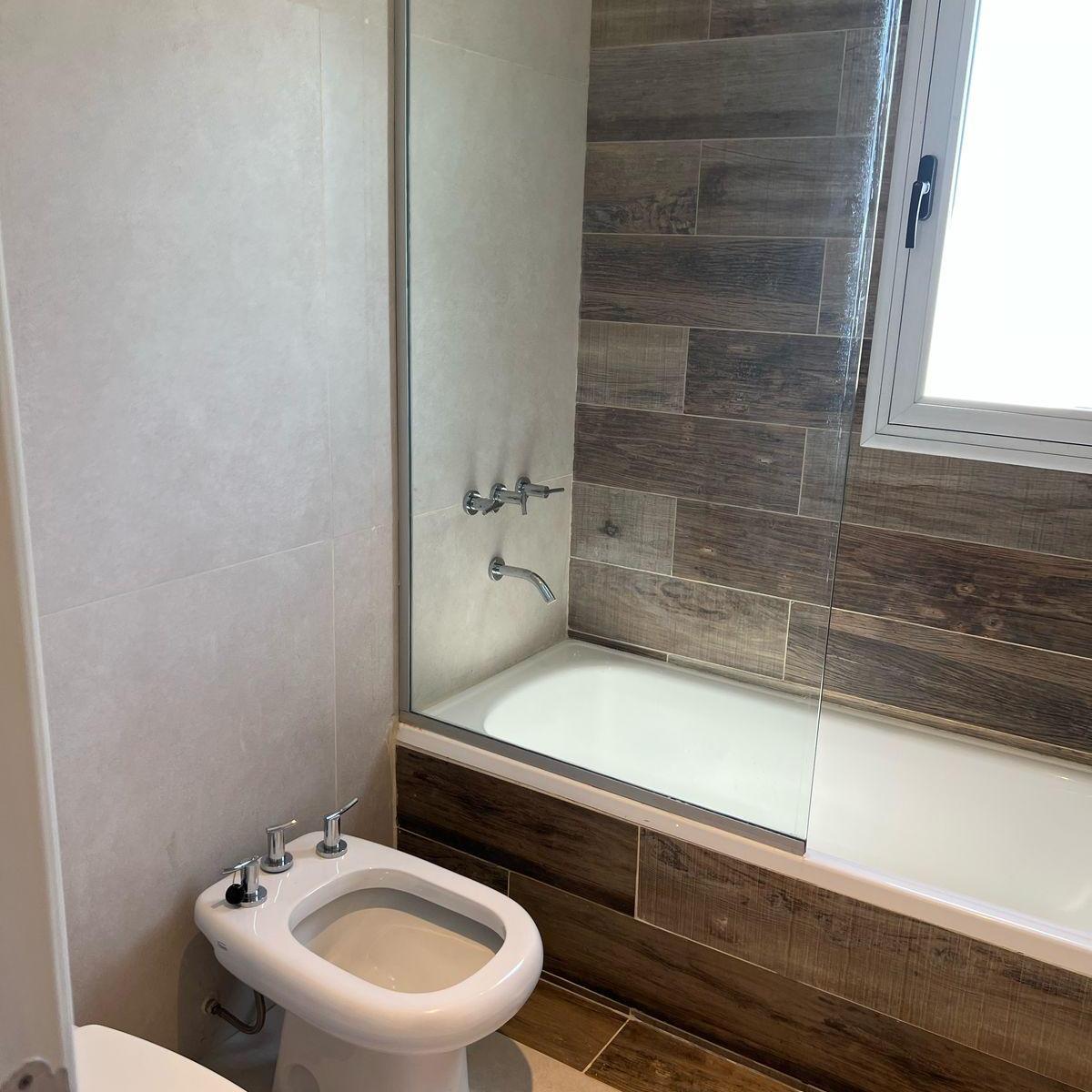 Greenville - Casa 5 Dorm - 3 en Suite - C/pileta Lotazo en Esquina 5