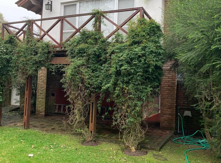 CLUB EL CARMEN - 4 dorm c/pileta c/amplio jardin 1