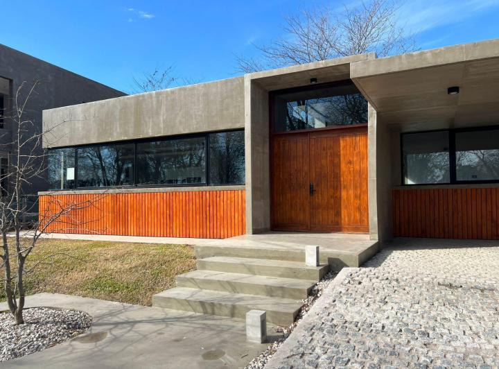 FINCAS DE HUDSON - EN UNA PLANTA C/PILETA - A estrenar!! 4