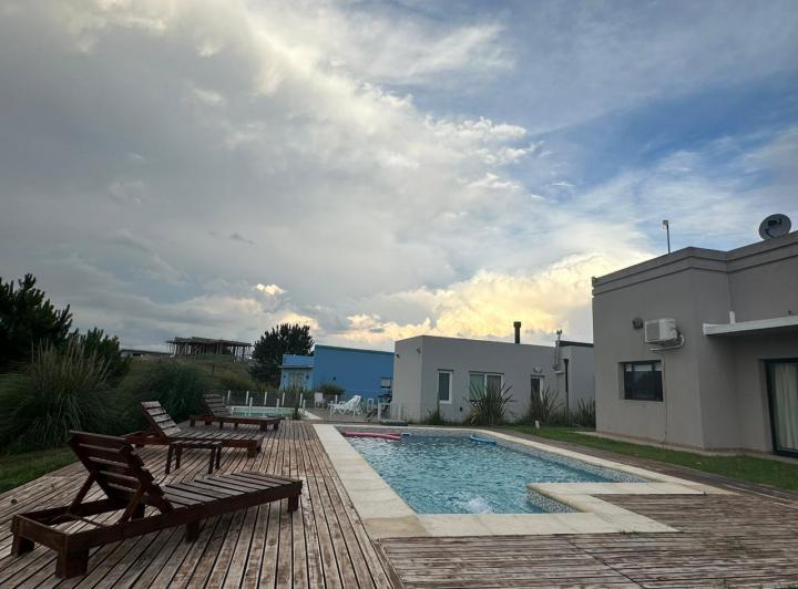 ECUESTRE 274 p/6 pax c/pileta 3