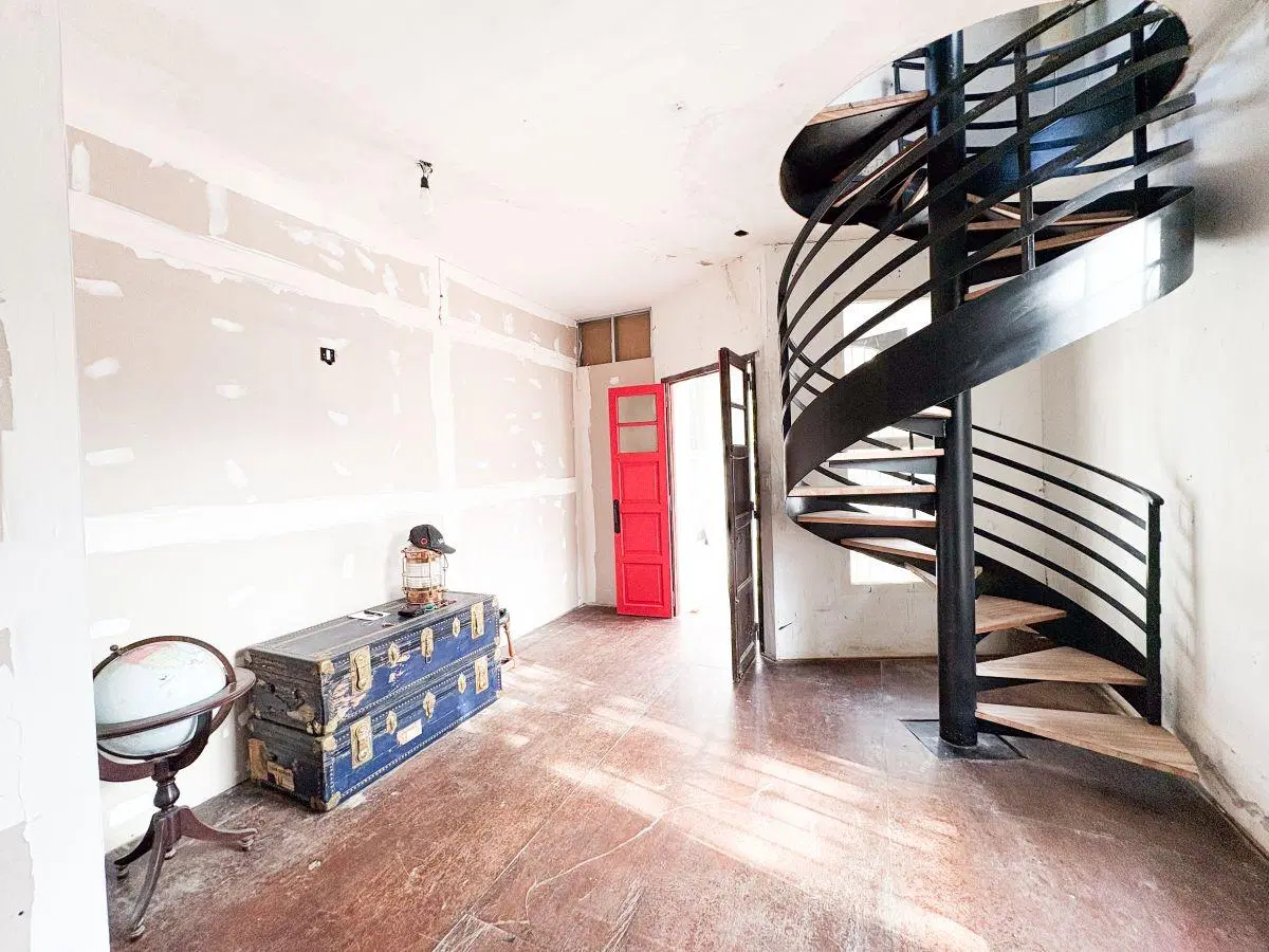 CASA 3 PLANTAS CON TERRAZAS, PILETA PARRILLA APTO COMERCIAL ACASUSSO 4
