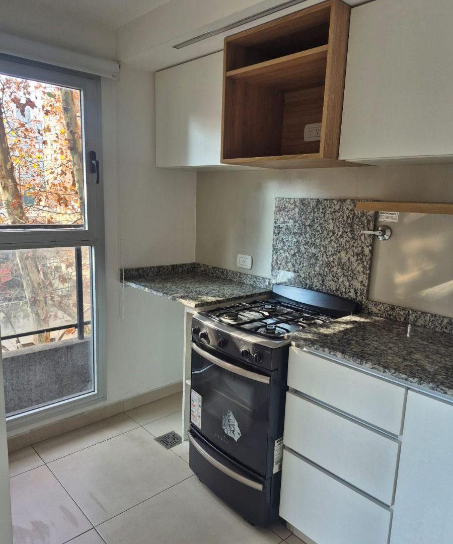 ALQUILER 2 AMBIENTES CON COCHERA VILLA URQUIZA