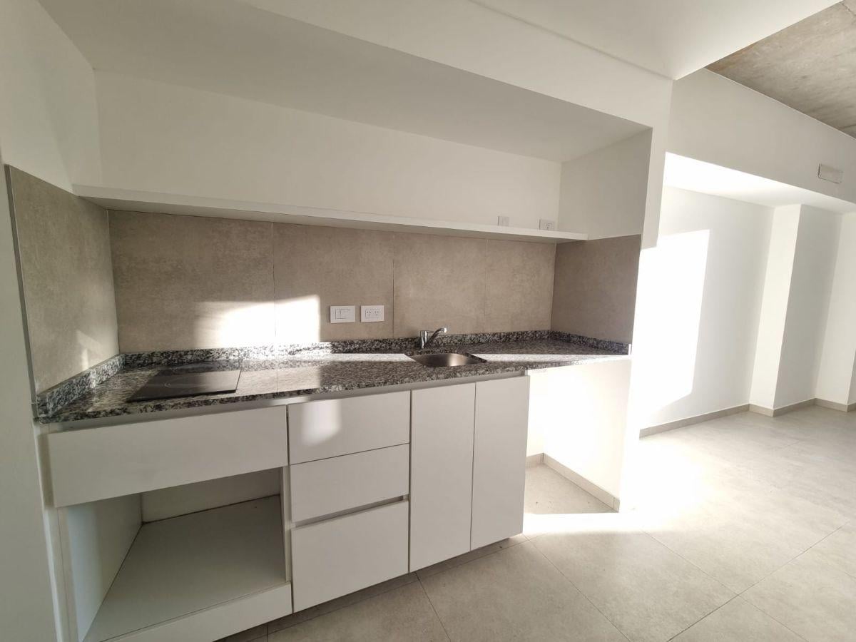 Foto de ALQUILER DEPARTAMENTO MONOAMBIENTE APTO PROFESIONAL ZONA UCA, imagen 3