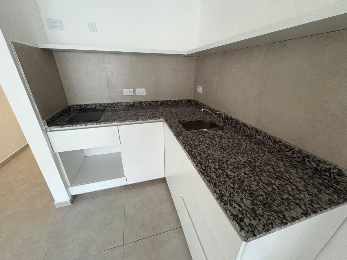 Foto de ALQUILER MONOAMBIENTE A ESTRENAR ZONA UCA APTO PROFESIONAL, imagen 3