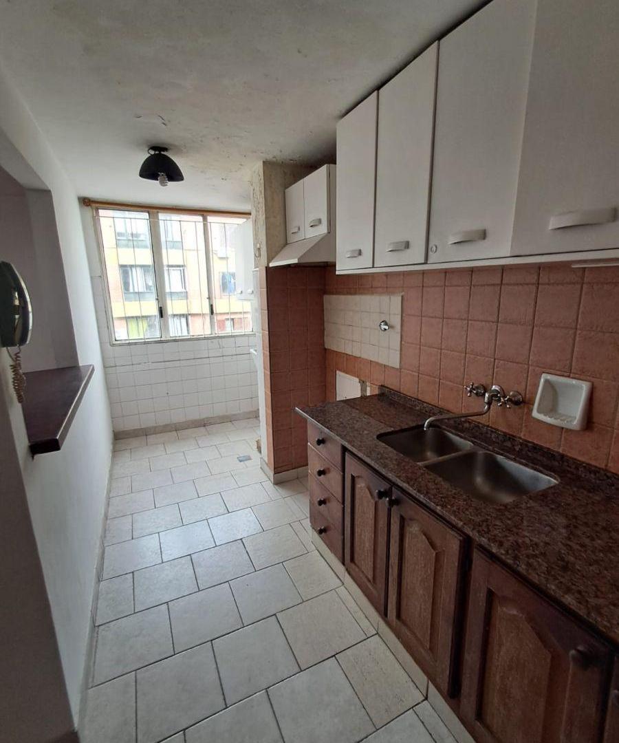 Foto de ALQUILER | Departamento de 2 Dormitorios Amplios con Balcón Corrido y, imagen 2