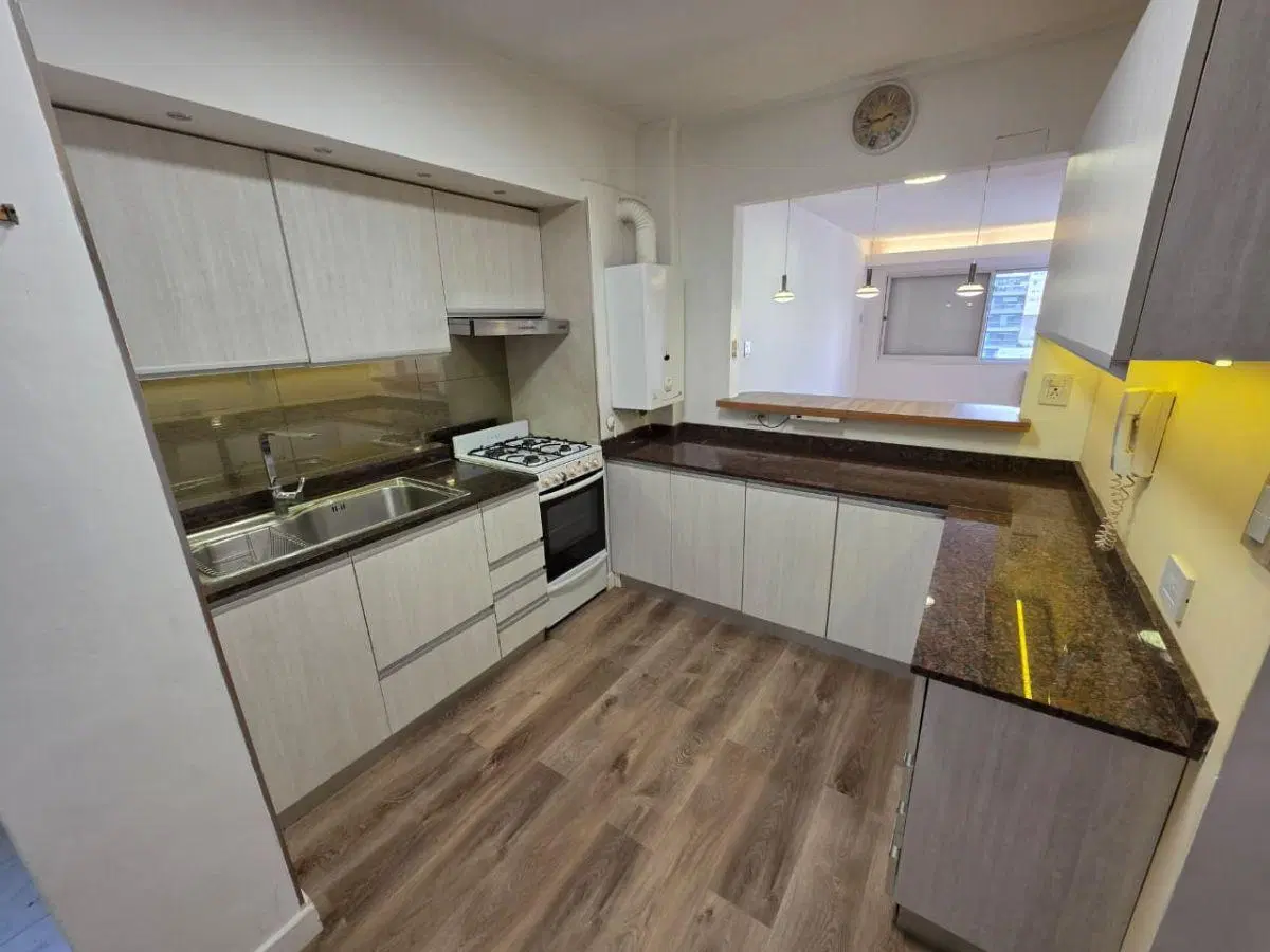 Alquiler | Departamento MODERNO de 3 Dormitorios con Escritorio y Cocina Equipada – Corrientes 661 2