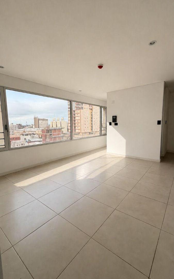 Foto de Departamento de 45 m² con 1 dormitorio en venta en Centro, imagen 3