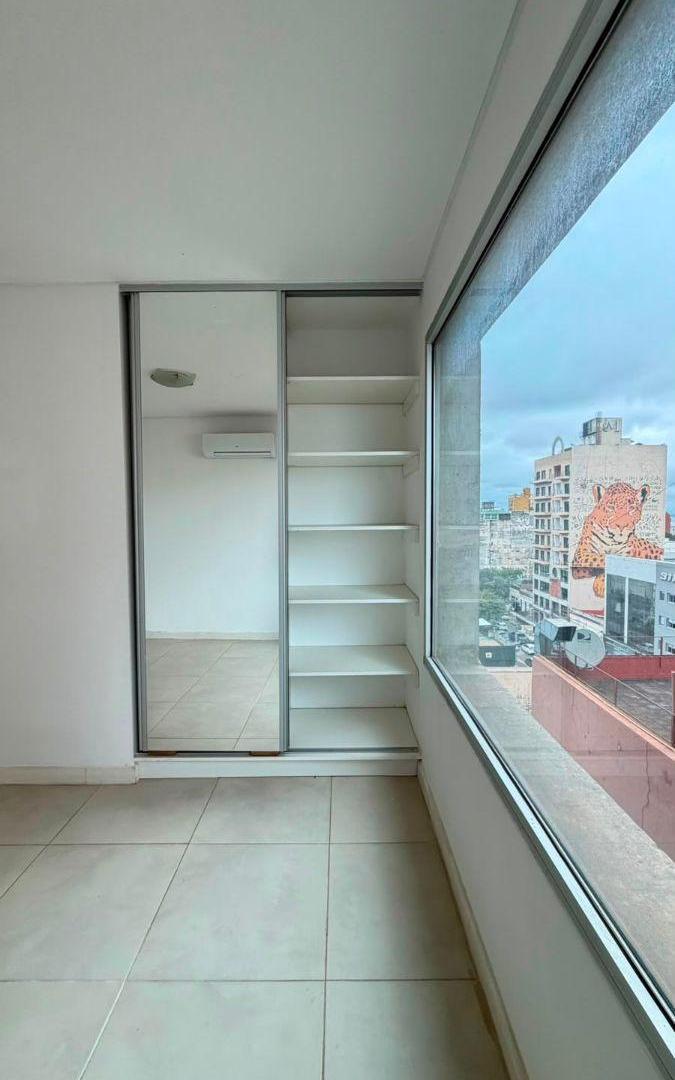Foto de Departamento de 45 m² con 1 dormitorio en venta en Centro, imagen 4