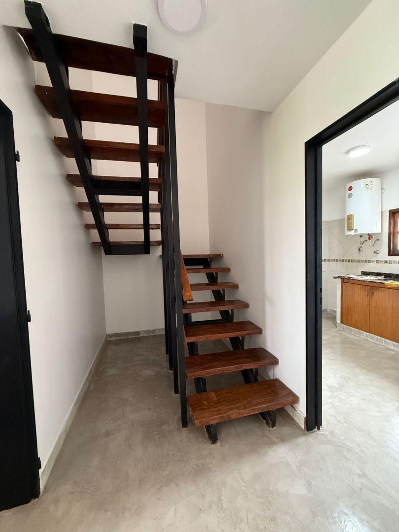 Foto de Casa 4 ambientes 3 dormitorios. | Av Tacuari, imagen 5