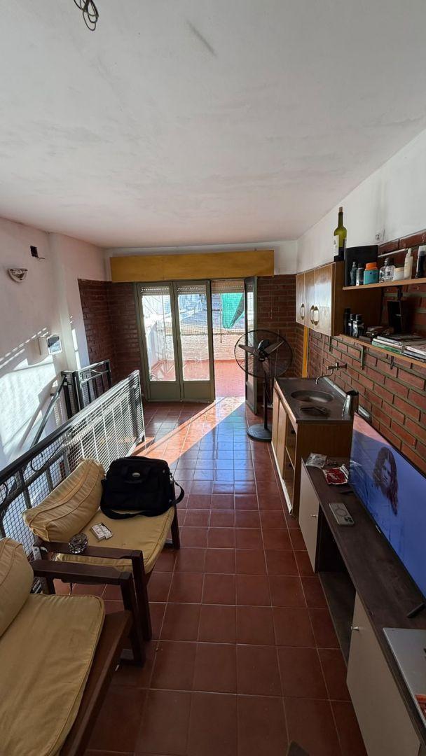 Foto de Casa 6 ambientes 5 dormitorios. | AVENIDA RADEMACHER 2671, imagen 4