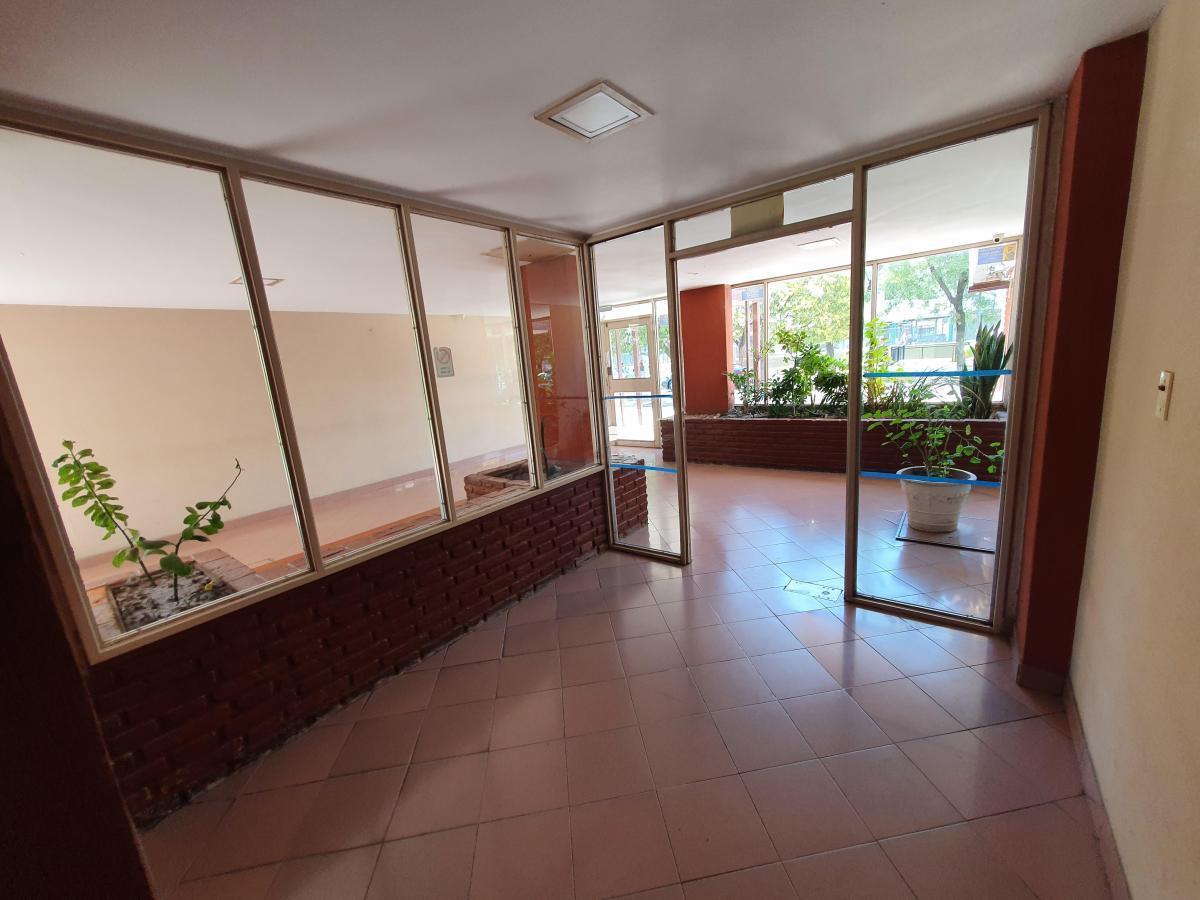 Interesante Depto 2 Hab. y Cochera en Venta a 50 m de La Estación de Moreno 1