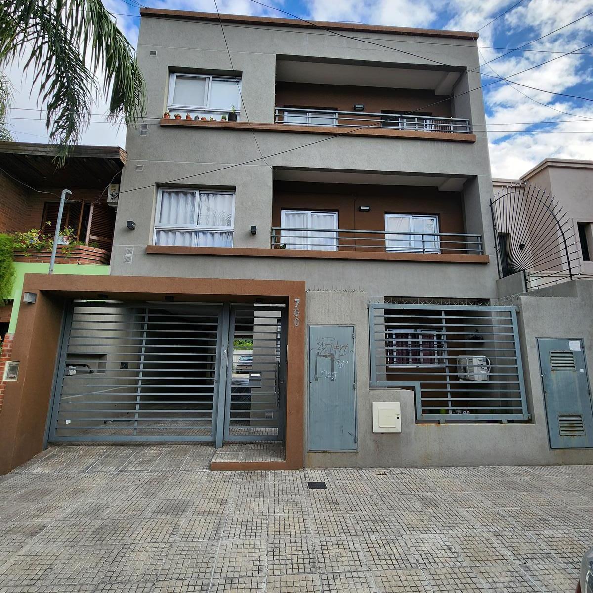 Departamento en Merlo 4