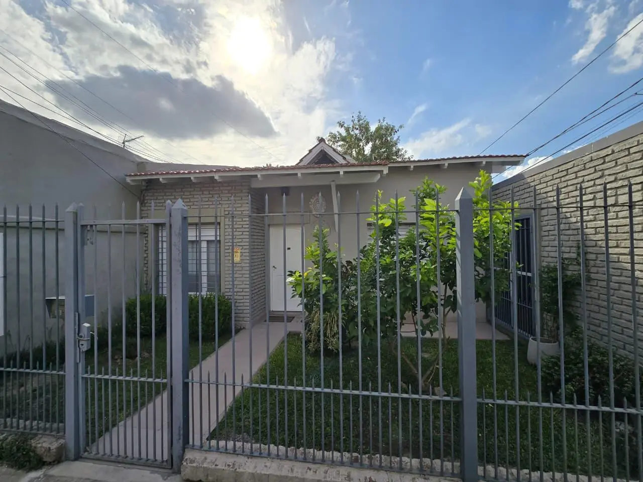 Casa en venta en Padua Sur 3 Ambientes esquina Echeverria 3