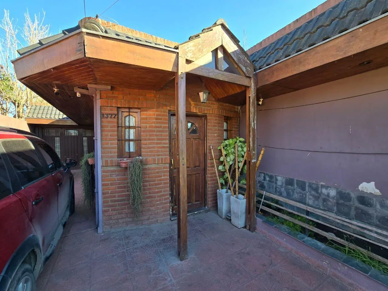 Venta -Merlo - Casa en Merlo 4 amb - Quincho - Fondo amplio - Cocheras 5