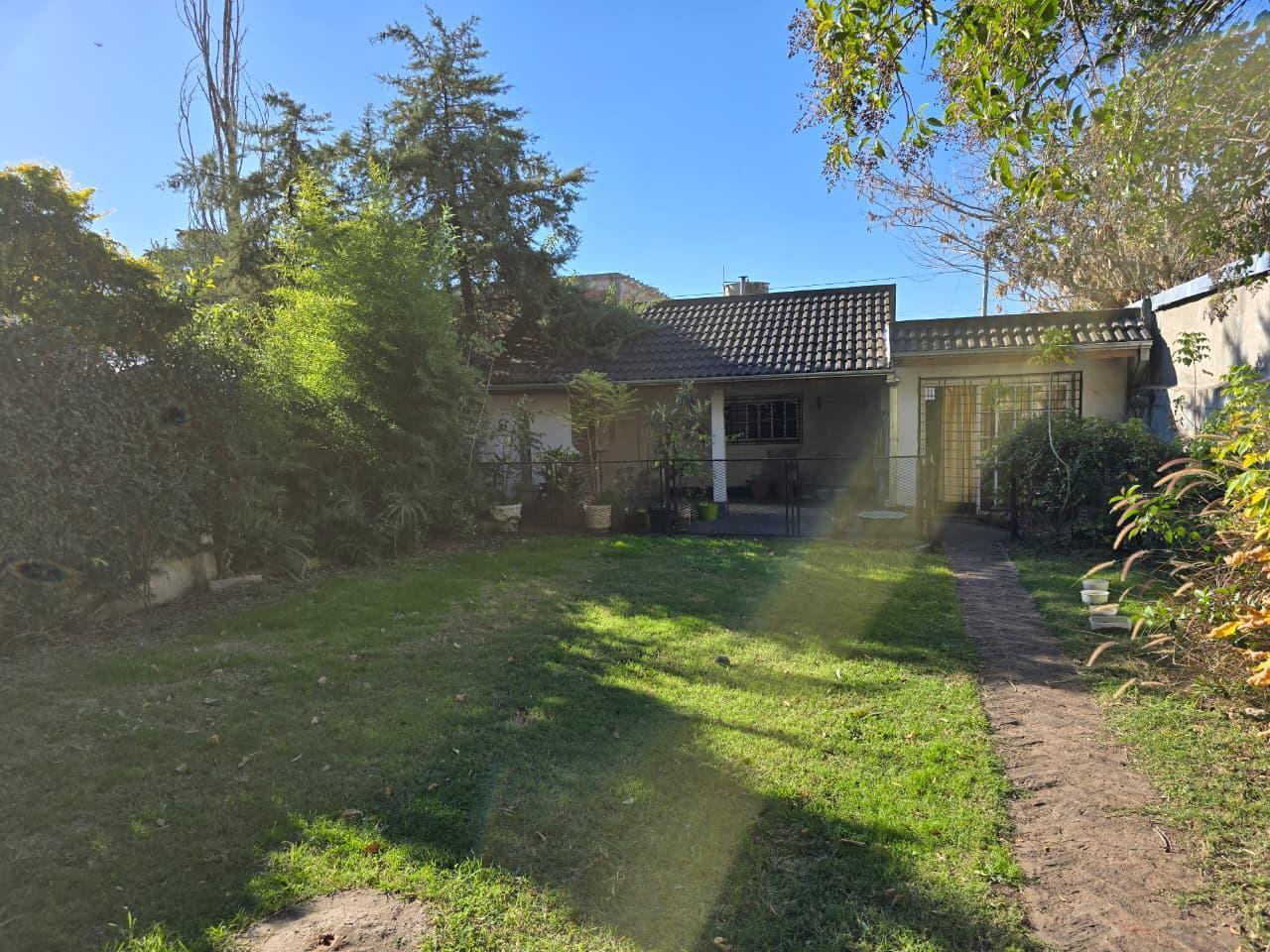 Venta -Merlo - Casa en Merlo 4 amb - Quincho - Fondo amplio - Cocheras