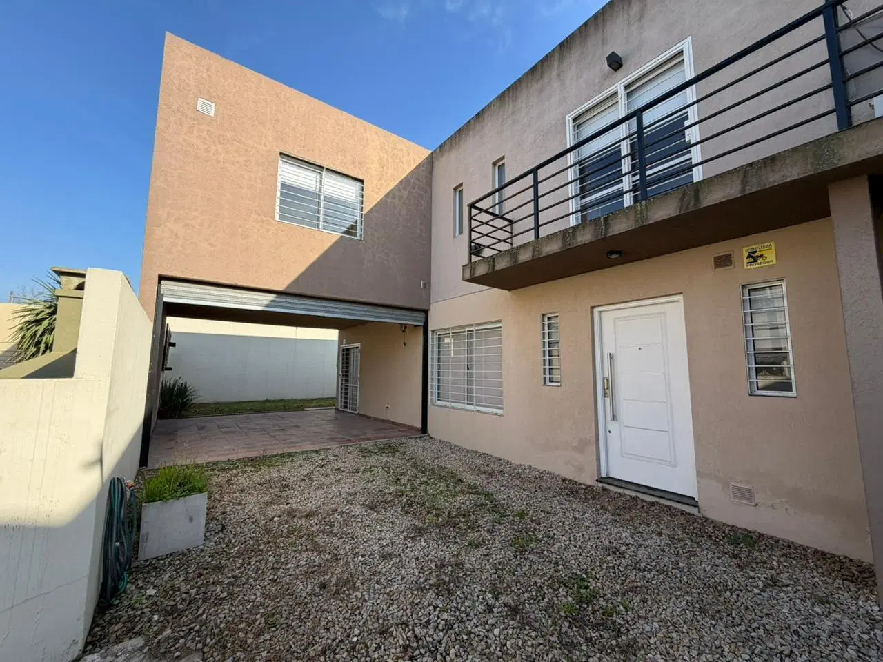 PH de 3 habitaciones en Ituzaingó 4