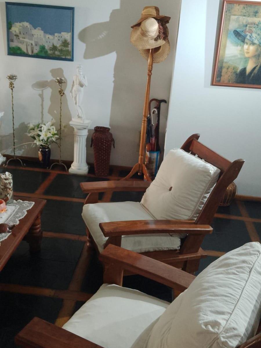 Venta Exclusivo Departamento de 5 Ambientes y Cochera en Avellaneda Centro 1