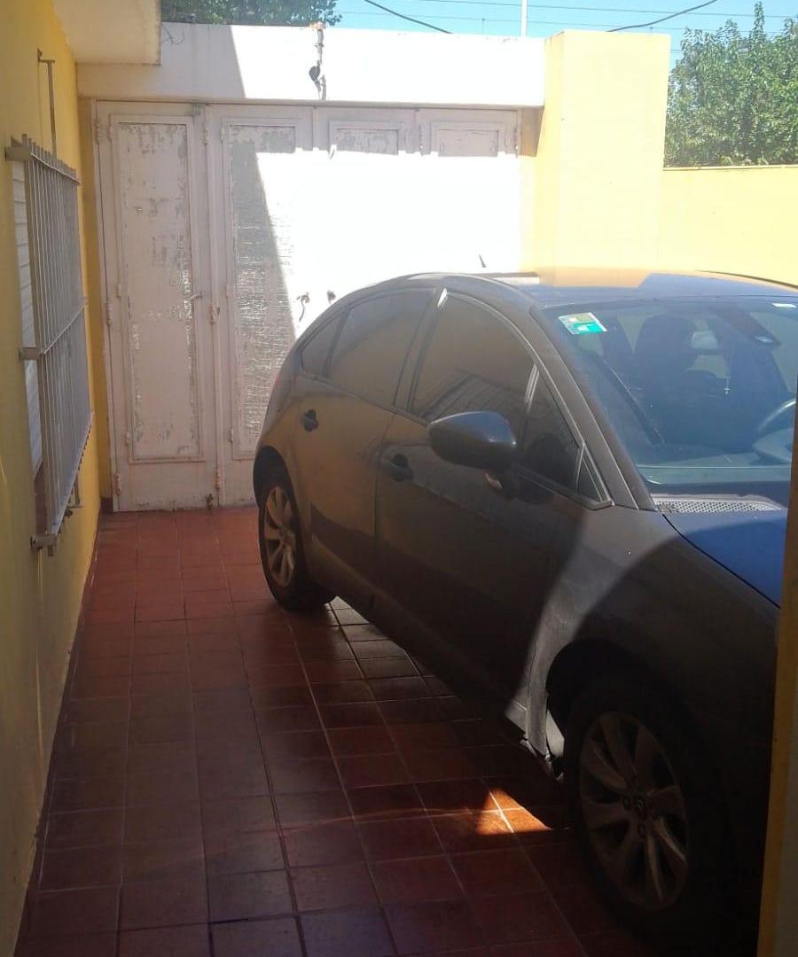 Foto de INMOBILIARIA VENDE CASA C/3 DORMITORIOS Y GARAJE EN V DOMÍNICO (AVELLANEDA), imagen 1