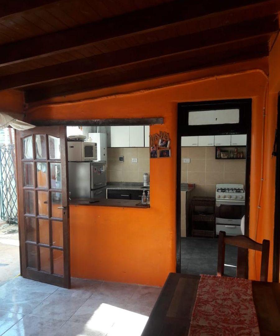 Foto de INMOBILIARIA VENDE PH P/PASILLO CON 2 DORMITORIOS Y PATIO EN V, imagen 5