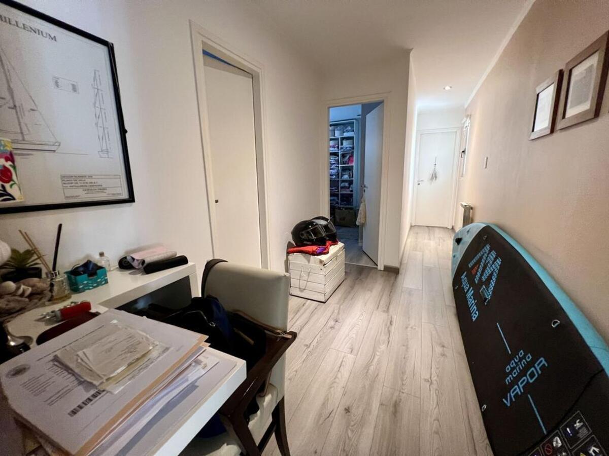 Foto de Excelente casa en venta , 4 dormitorios con parque y pileta, imagen 4