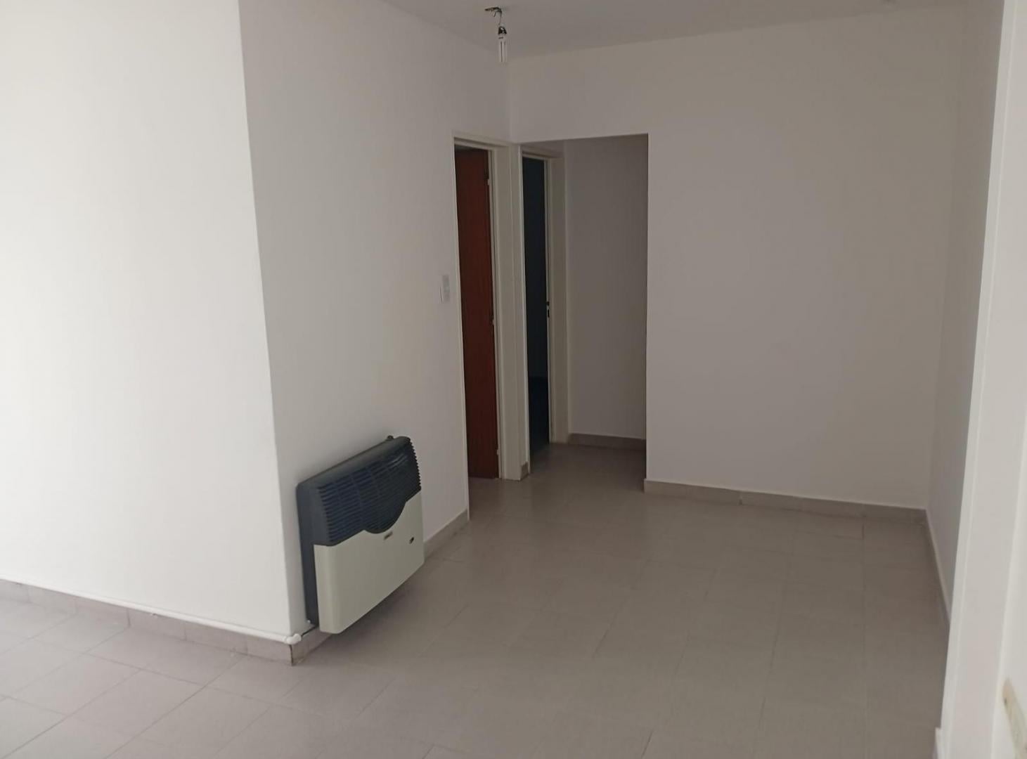 Foto de VENTA Departamento 2 domitorios. 2do piso x escalera, imagen 3