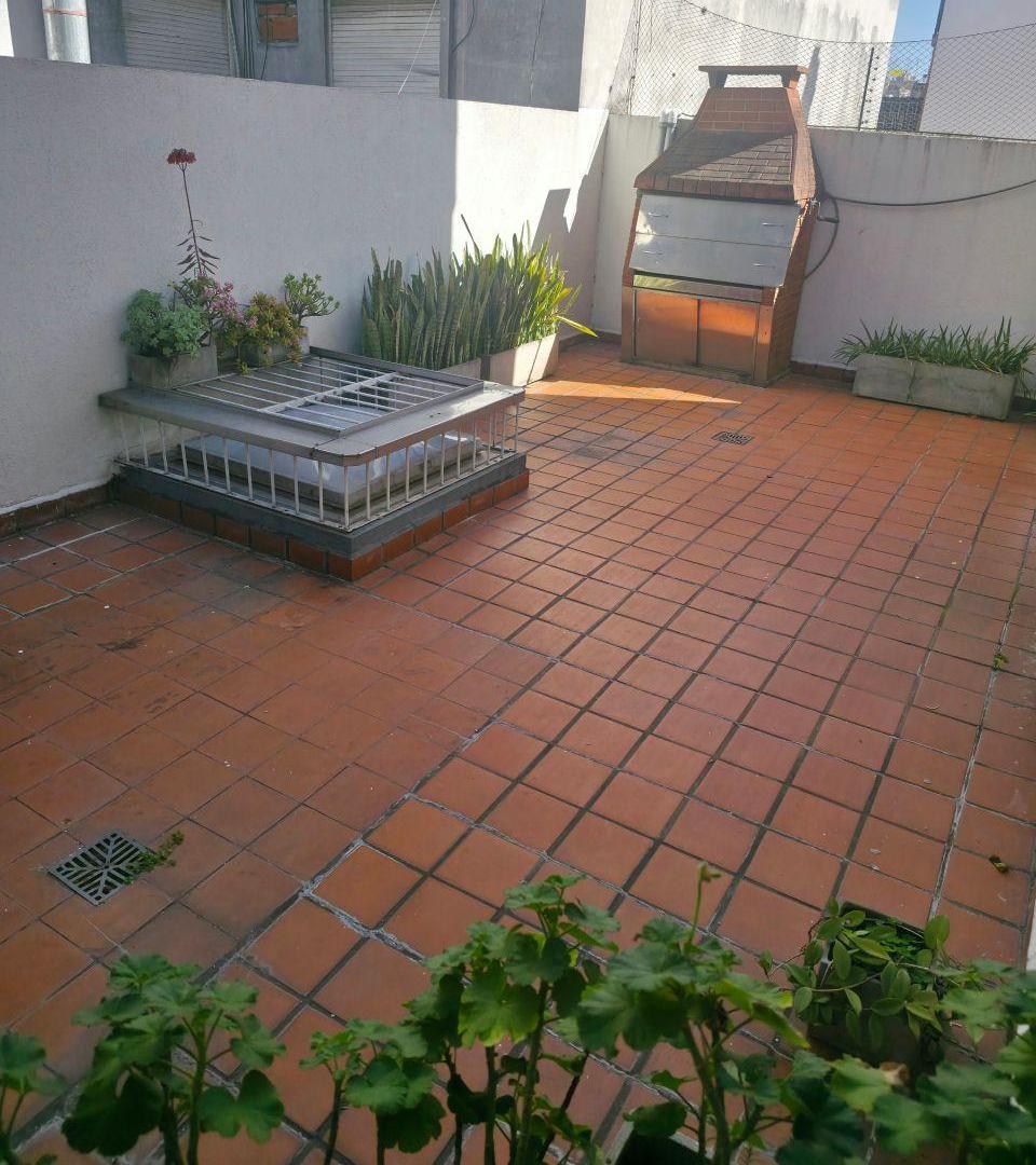 Foto de Departamento de 60 m² + 30mts. de patio con parrilla en alquiler en, imagen 4