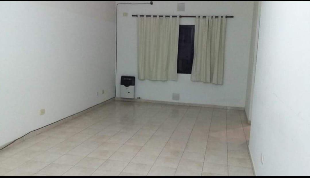 Departamento en Pri, Er Piso 3